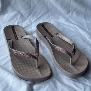 Ipanema Glitter Flip Flops